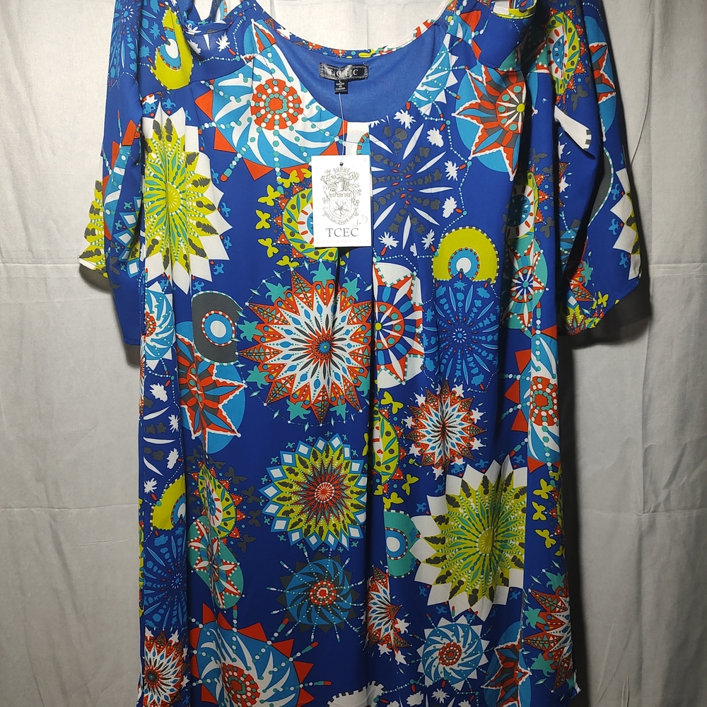 TCEC Women's Blue Patterned Top